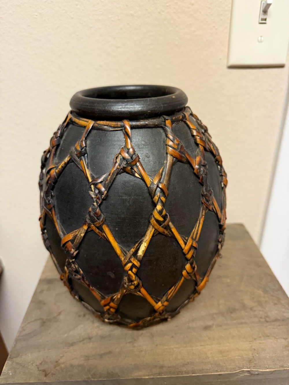 Black Ceramic Vase with Brown Woven Lattice - Picture 2 of 6